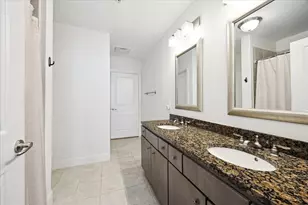 300 St Joseph Pkwy, Houston, TX 77002 - Photo 9