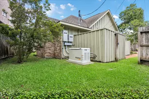 12107 Beauregard Dr, Houston, TX 77024 - Photo 21