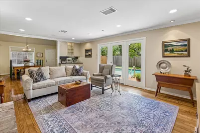 12107 Beauregard Drive, Houston, TX 77024 - Photo 9