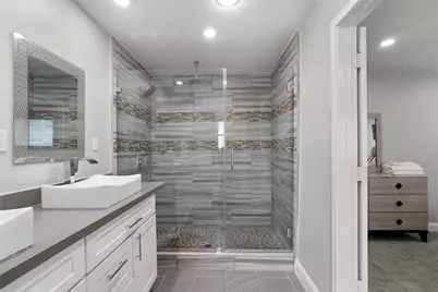 5027 Wigton Drive, Houston, TX 77096 - Photo 23