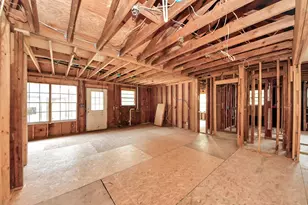 117 E Witcher Ln, Houston, TX 77076 - Photo 9