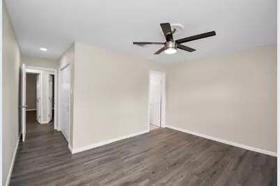 531 Edgebrook Drive, Houston, TX 77034 - Photo 15