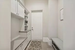 2411 Rosamond St, Houston, TX 77098 - Photo 25
