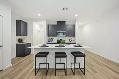 7718 Inwood Grove Lane, Houston, TX 77088 - Photo 13