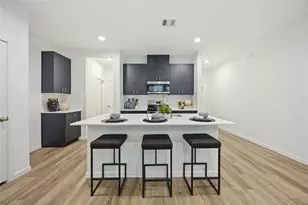 7718 Inwood Grv Ln, Houston, TX 77088 - Photo 13