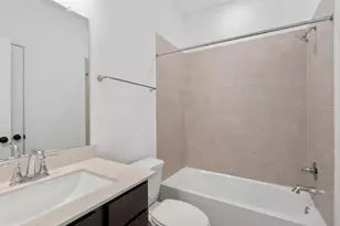 10915 Middle Rdg Dr, Missouri City, TX 77459 - Photo 17