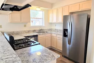 24022 Spring Briar Ln Ln, Spring, TX 77373 - Photo 11