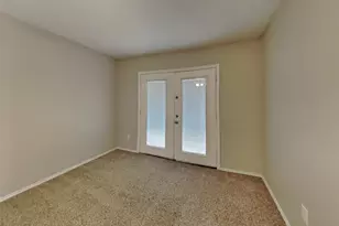 15 S Drifting Leaf Ct, The Woodlands, TX 77380 - Photo 7