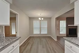 15 S Drifting Leaf Ct, The Woodlands, TX 77380 - Photo 5