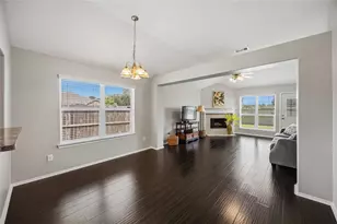 398 Henry St, Alvin, TX 77511 - Photo 5