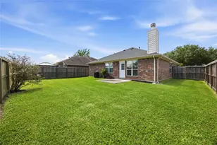 398 Henry St, Alvin, TX 77511 - Photo 1