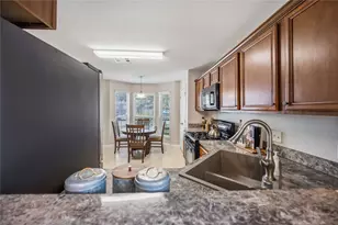 398 Henry St, Alvin, TX 77511 - Photo 11