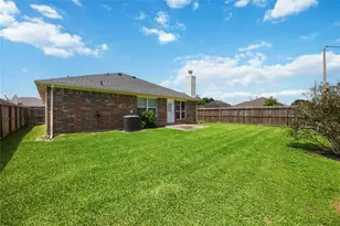 398 Henry St, Alvin, TX 77511 - Photo 23