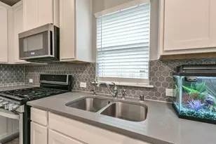 11210 Pavonia Creek Ct, Richmond, TX 77406 - Photo 17