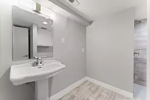 13346 Trail Hollow Dr, Houston, TX 77079 - Photo 13