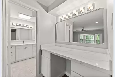 13346 Trail Hollow Drive #3346, Houston, TX 77079 - Photo 21