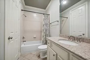 2943 Brompton Square Dr, Houston, TX 77025 - Photo 13