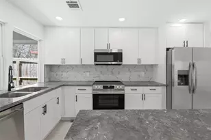 16255 Summer Wind Dr, Houston, TX 77090 - Photo 7