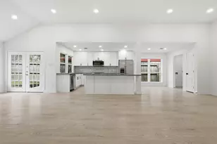 16255 Summer Wind Dr, Houston, TX 77090 - Photo 5