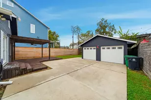 1110 E 26th St, Houston, TX 77009 - Photo 17