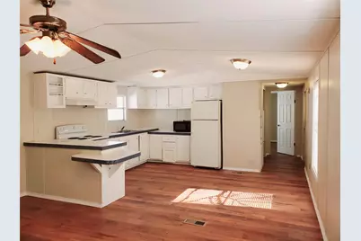 401 S Woodson Street #5, Willis, TX 77378 - Photo 7