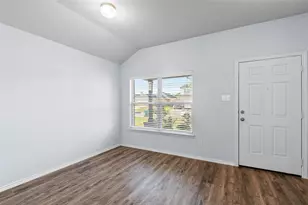 2024 Cedar Tree Ct, Conroe, TX 77301 - Photo 3