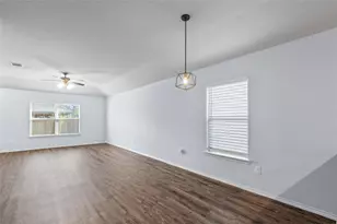 2024 Cedar Tree Ct, Conroe, TX 77301 - Photo 11