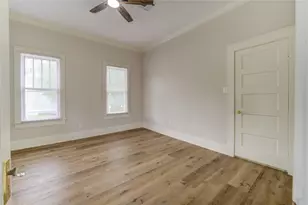 211 E West St, El Campo, TX 77437 - Photo 15