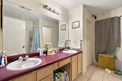 536 Agnes Street, El Campo, TX 77437 - Photo 9