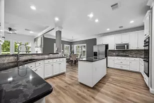1422 Hillside Forest Dr, Sugar Land, TX 77479 - Photo 13