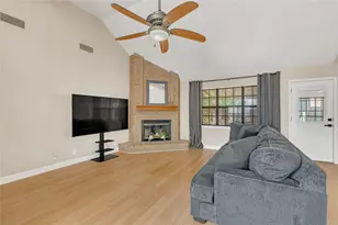 2701 20th St N, Texas City, TX 77590 - Photo 11