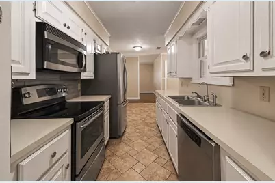 207 Eldridge, Sugar Land, TX 77478 - Photo 5