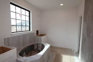 16597 Gaines Gln Ln, Montgomery, TX 77316 - Photo 5