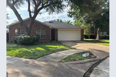 1702 Oak Ridge Drive, Kemah, TX 77565 - Photo 1