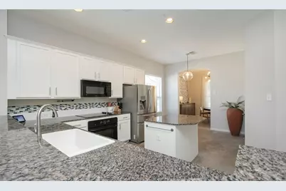 12802 Magnolia Arbor Court, Tomball, TX 77377 - Photo 11