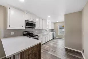 726 10th Ave N, Texas City, TX 77590 - Photo 11