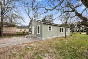 726 10th Ave N, Texas City, TX 77590 - Photo 25