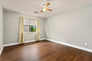 13507 Country Green Ct, Houston, TX 77059 - Photo 27