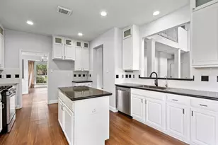 13507 Country Green Ct, Houston, TX 77059 - Photo 15