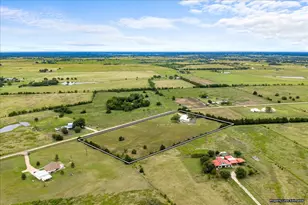 1232 Swiss Alp Hills Loop, Schulenburg, TX 78956 - Photo 27