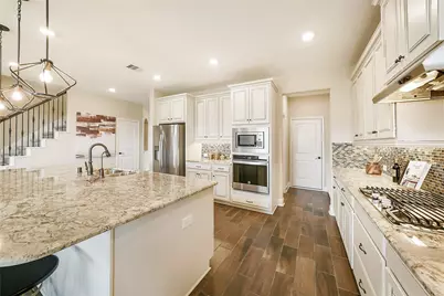 6419 Cherry Wick Drive, Manvel, TX 77578 - Photo 11