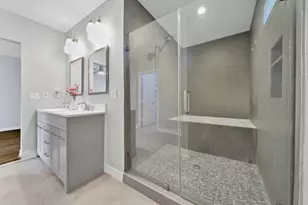 10406 Woodwind Dr, Houston, TX 77025 - Photo 15
