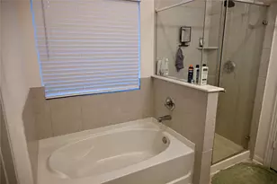 2570 Turberry Dr, West Columbia, TX 77486 - Photo 25