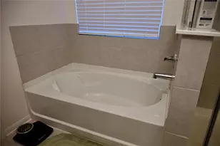 2570 Turberry Dr, West Columbia, TX 77486 - Photo 27