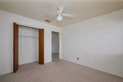 12346 Gainsborough Drive, Houston, TX 77031 - Photo 19