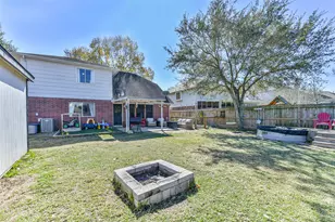 3115 Colony Dr, Dickinson, TX 77539 - Photo 35