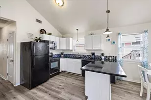 2811 Bluewater Hwy, Surfside Beach, TX 77541 - Photo 15