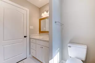 109 Dresden St, Houston, TX 77012 - Photo 35