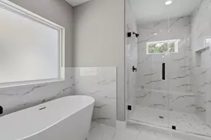 2022 Wavell St, Houston, TX 77088 - Photo 19