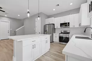2022 Wavell St, Houston, TX 77088 - Photo 9